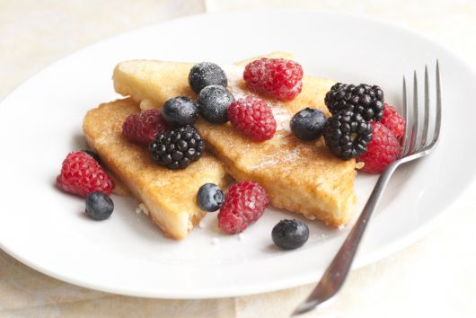 French Toasts with Fresh Berries
